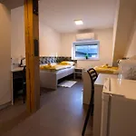 Veronika Hostel *