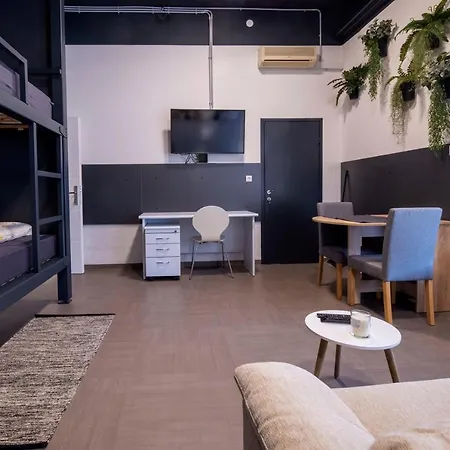 Limaks Hostel