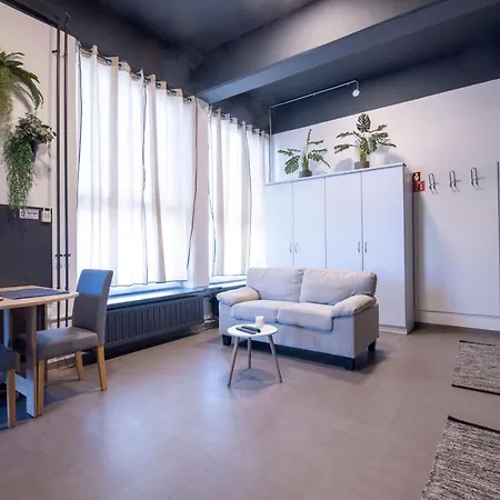 Hostel Limaks *